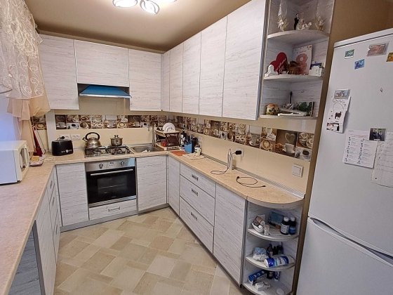 Продаж 4 кімнатної квартири-студії пр. Соборний Запоріжжя