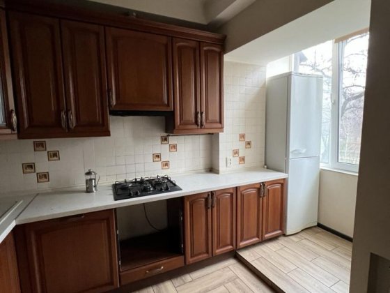 Продаж 3-к квартири по вул. Незалежної України, Дніпровський(044) Запоріжжя