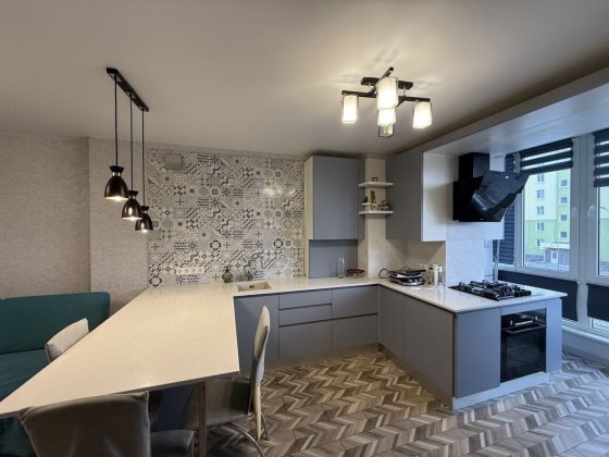 Двухкомнатная квартира в ЖК Леваневцев в Лесках.2/9,автономка Николаев