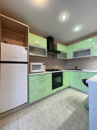 Продам 3к квартиру Рабочая Кирпичный дом Правый берег - фото 1