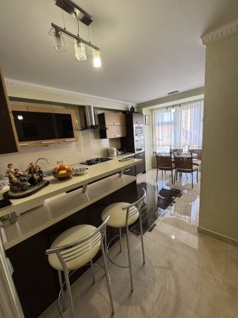 Прожаж 3х кім квартири вул. Плугова - фото 1