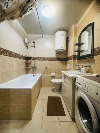 Продаж 3х кімн.квартири в Південному мкр-ні,біля 107 гімназії - фото 1