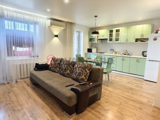 3-кімнатна квартира у Південному мкр Запоріжжя