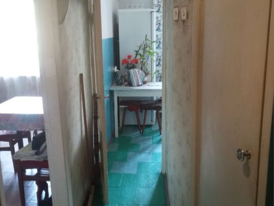 Продам квартиру 1-к Пр.Поля 98 Дніпро