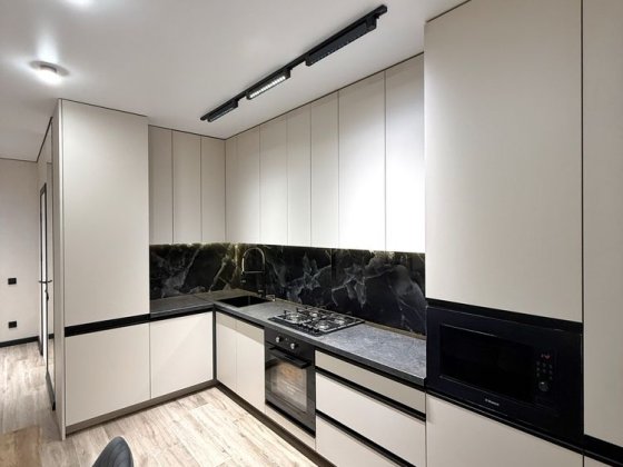 Новий ремонт ! Продаж 3х кімнатна квартра ЖК Щасливий у Дніпрі Дніпро