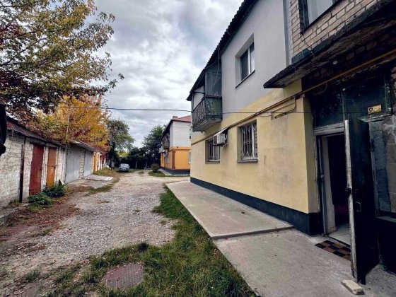 Продам 2-к квартиру с автономным отоплением в районе Воронцова/Каруны Днепр