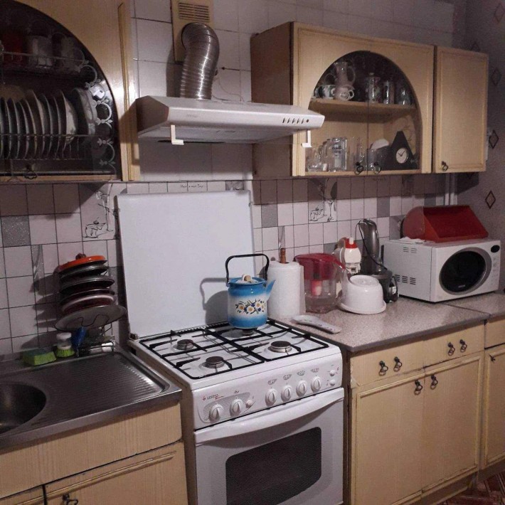 Продам 2х ком. кв-ру на Бородинском, ул. Сагайдачног(Бородинская )9/99 - фото 1