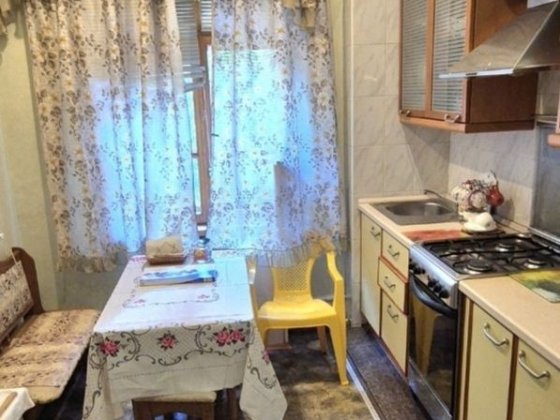 Продам 3комн квартиру в центре  жд вокзал  Старомостова площадь Днепр