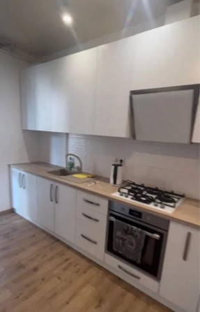 Продається 1 кім квартира з ремонтом 46 кв.м ЖК Софіївка вул. Угорська - фото 1