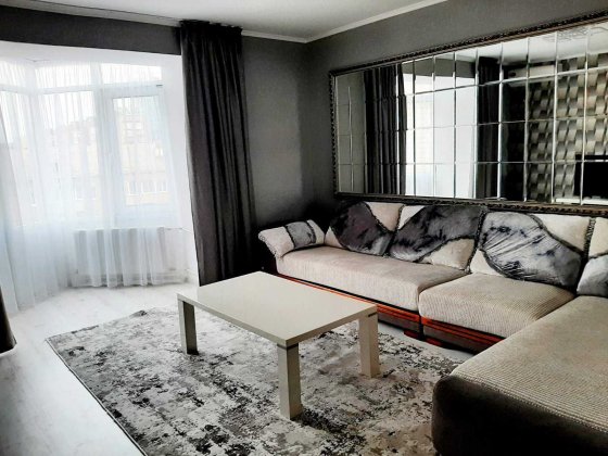 Продам большую 3К квартиру. Гагарина 5. Евроремонт, мебель, техника. Запоріжжя