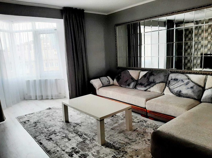 Продам большую 3К квартиру. Гагарина 5. Евроремонт, мебель, техника. - фото 1