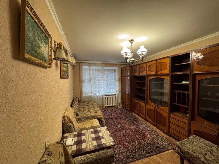 Трешка в добротном доме - фото 1