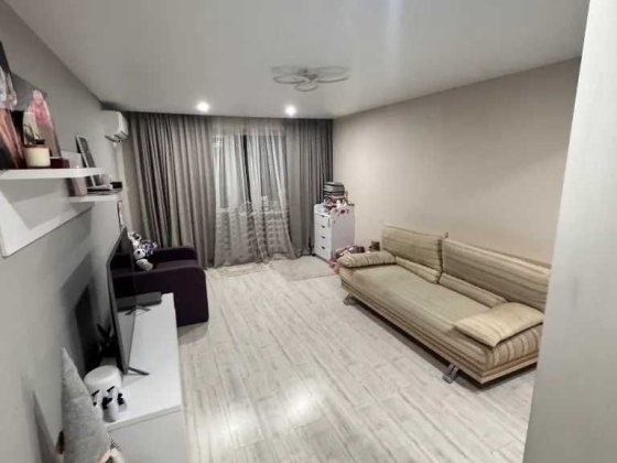 Продажа просторной 1-к квартиры на Красном камне. Днепр