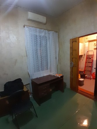 Трикімнатна квартира у центрі з гаражем - фото 1