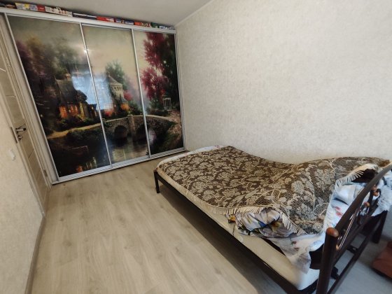 Продается 2 комнатная квартира на Бабурке Запоріжжя