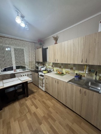 Продажа 2ой квартиры в Хортицком р-не - фото 1
