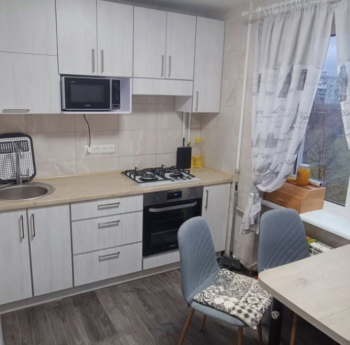 Продажа 3ой квартиры в Александровском р-не ( Малый рынок) - фото 1