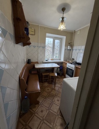 Продаж 2к квартири Молодогвардійська/пр. Богоявленський 2 поверх з 5 - фото 1