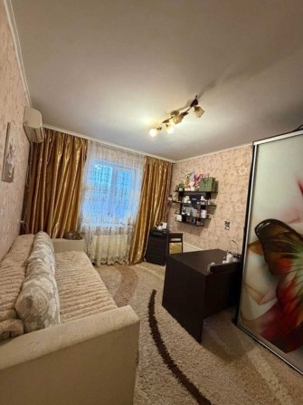 Продам комфортну 5-и кімнатну квартиру по вул. Героїв України. - фото 1