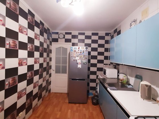 ПРОДАЄТЬСЯ 3Х кімнатна в центрі міста по вул.Шульгіних Кропивницкий