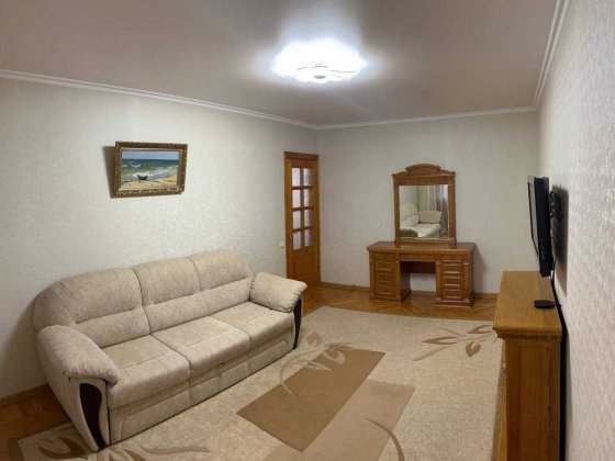 Трикімнатна квартира. мкр.Північний. Николаев