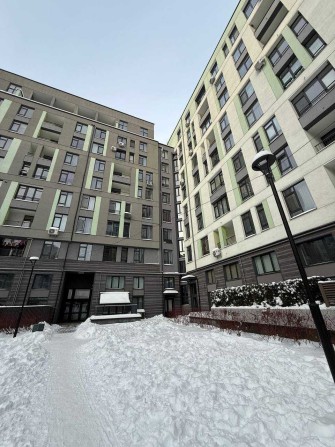 Продаж 1-кім. квартири з ремонтом в новобудові, вул. Пасічна - фото 1