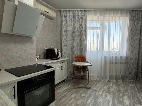 Продам 2 комнатную квартиру Бородинский. Жк Александровский Запоріжжя