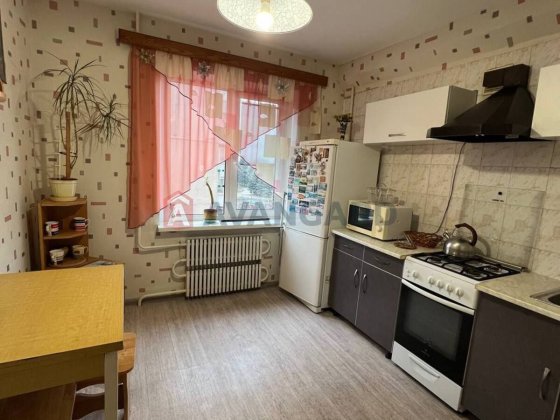 Продаж 2к квартири. Магістральна. 6 поверх Запорожье