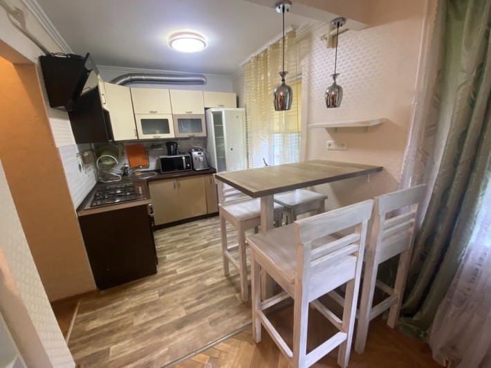 Продаж 1но кімнатної квартири вул.Братів Дужух ближній Центр - фото 1