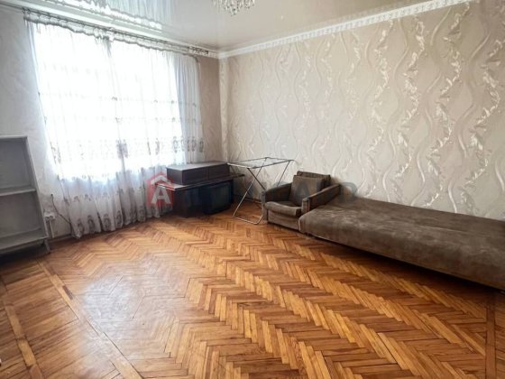 Продам 2х квартиру в центрі (пл. Маяковського) Запоріжжя