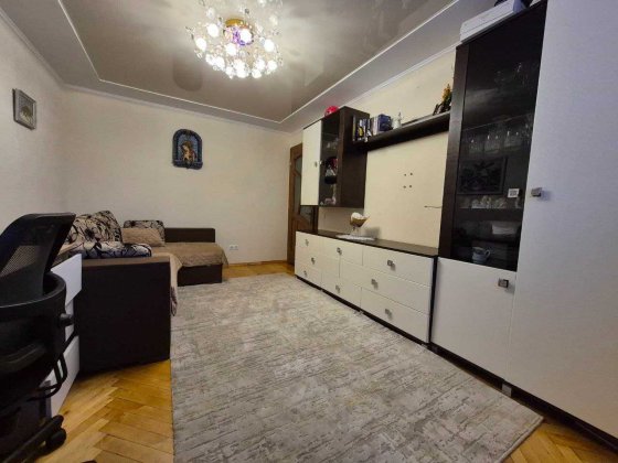Продам двокімнатну квартиру на Боднарській (Стрийська-Наукова) Львов