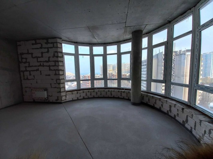 ТЕРМІНОВО біля Моря 2-кім.квар. 90кв.по 530$ метр на 10станції Фонтану - фото 1