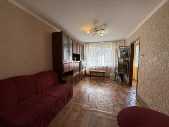 Трехкомнатная квартира на ЮТЗ.Авангардная.1/5. Николаев