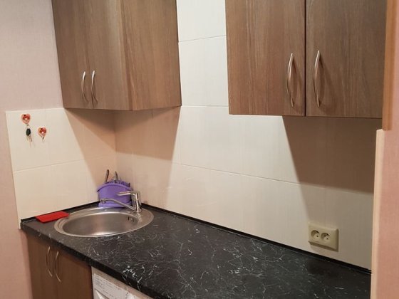 Продам 1-но комнатную гостинку Запоріжжя