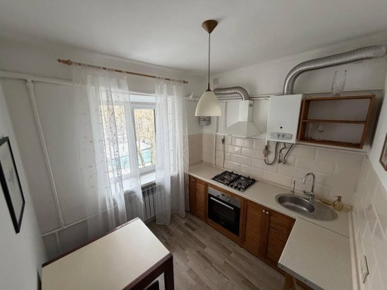 Продам 3-х ком.квартиру на Черемушках. Капремонт.(275-485) Одеса