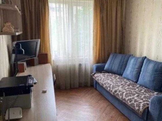 Продается 3 комнатная квартира Одесская, сторона с/м Класс Харьков