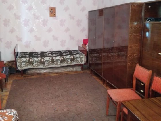 Продается 1 ком. квартира р-н ТЦ Украина Запоріжжя