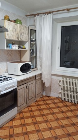 продам свою квартиру 10 мин м.Хол.гора - фото 1