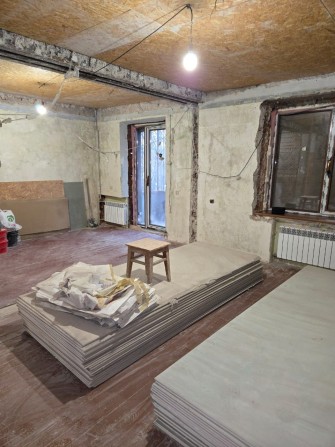 Продам дуже теплу квартиру, сталінка 84 кв. Вартових Неба (Тобольська) - фото 1