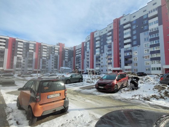 Продаж 2к Глинянський тракт 67м 85тис 6/10ц новобуд зданий витяг є Львів