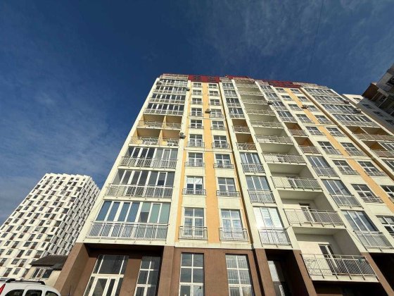 Продаж 2 кім квартири 75м2 Шевченка початок Рясне новобудова Львів