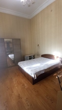 Продам квартиру в центре - фото 1