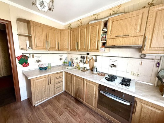 Продаж 2 кімнатна кв вул. Водограйна Запоріжжя