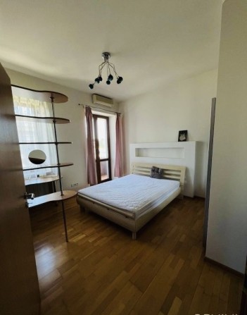 Продажа 4-к квартира 130м2 в центре обкомовский дом. - фото 1