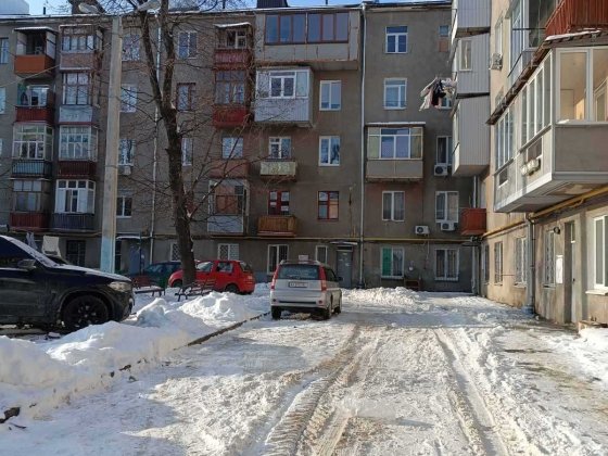 Продам 2х комн.кв. М Заводская.под ремонт 16500у.е.(404754) Харьков