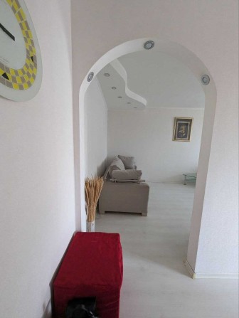 Продам 1 комнатную квартиру ул. Волонтерская 60. - фото 1