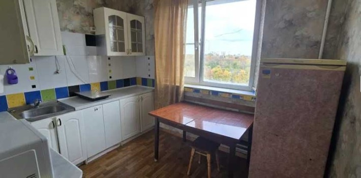 Продам 1 комн кв Жилое состояние Роганский ж/м метро Индустриальная OA - фото 1