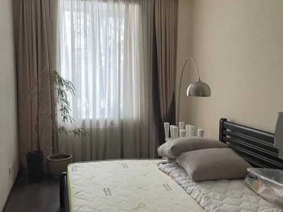 L Продам 2 х комнатную квартиру м. Спортивное Харків