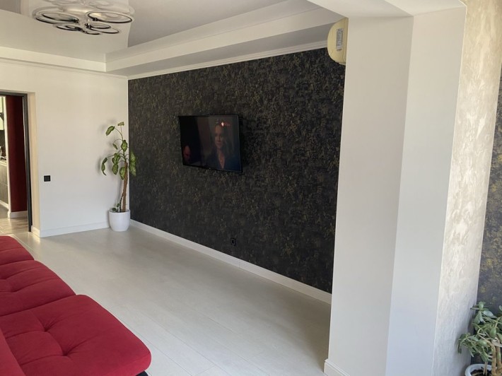 Продаж 3-х кімнатної квартири в центрі - фото 1