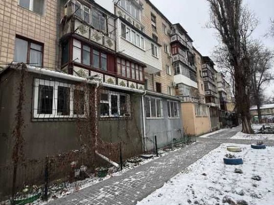 3 комн -62 метра. "Московка". Под ремонт. Кирпичнозаводская -Бреуса Одесса